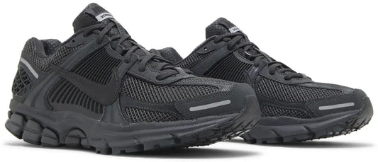 Nike Air Zoom Vomero 5'Black'