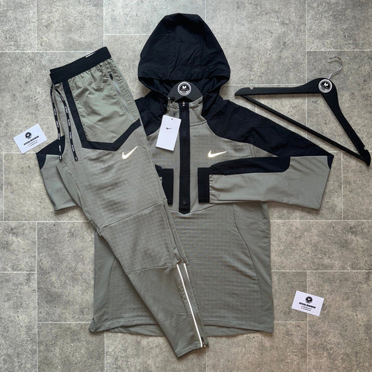 ENSEMBLE NIKE RUNNING (Copie)