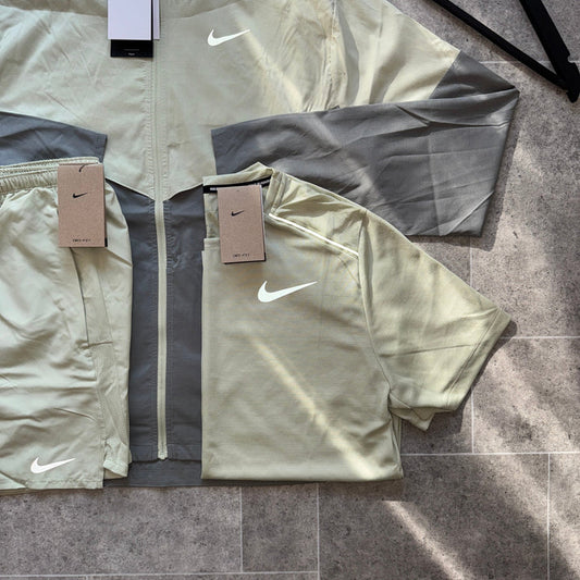 ENSEMBLE NIKE RUNNING